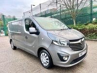 VAUXHALL VIVARO